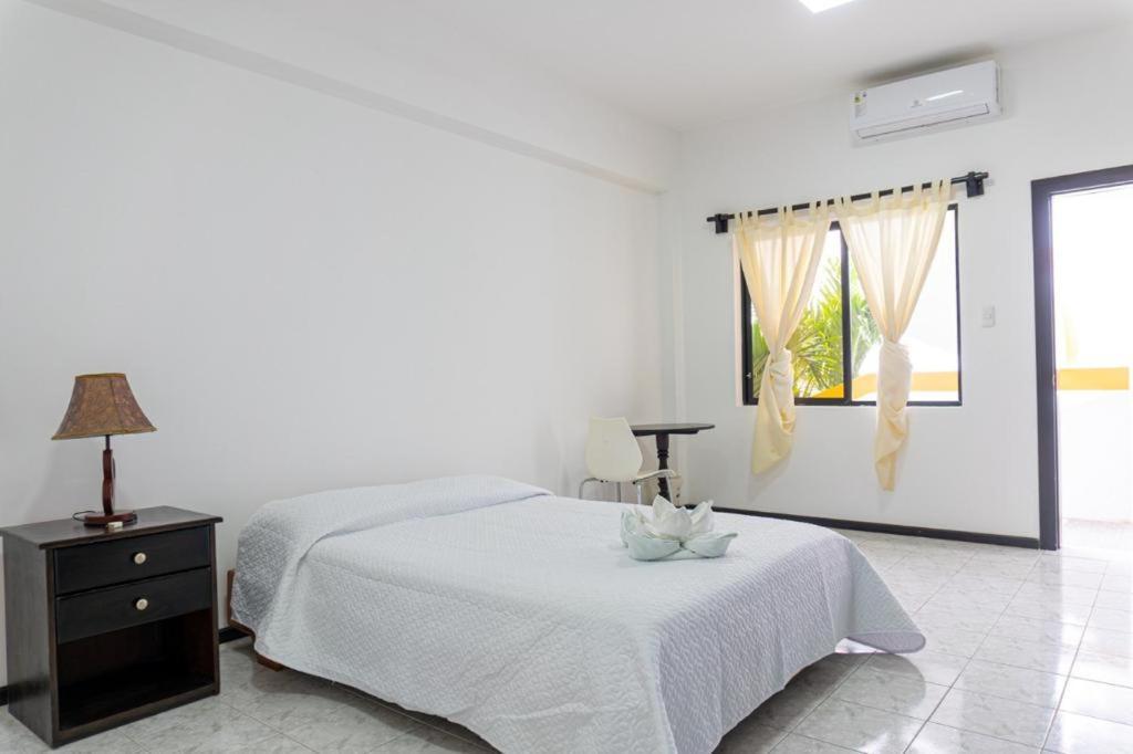 Hotel Pelican Bay Puerto Ayora  Ngoại thất bức ảnh
